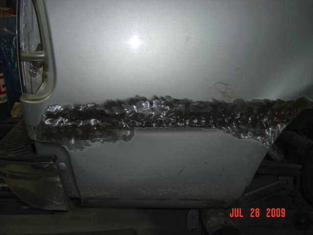dmgtrk06566.jpg